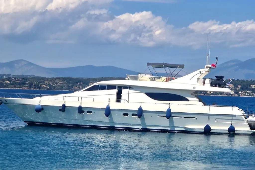 2000 Ferretti Yachts 72 Yacht For Sale in Glyfada 2000 Ferretti Yachts 72 Yacht For Sale in Glyfada