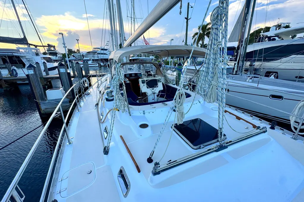 Mrs Jones 2009 Hylas 54 Yacht For Sale in Fort Lauderdale FL Mrs Jones 2009 Hylas 54 Yacht For Sale in Fort Lauderdale FL