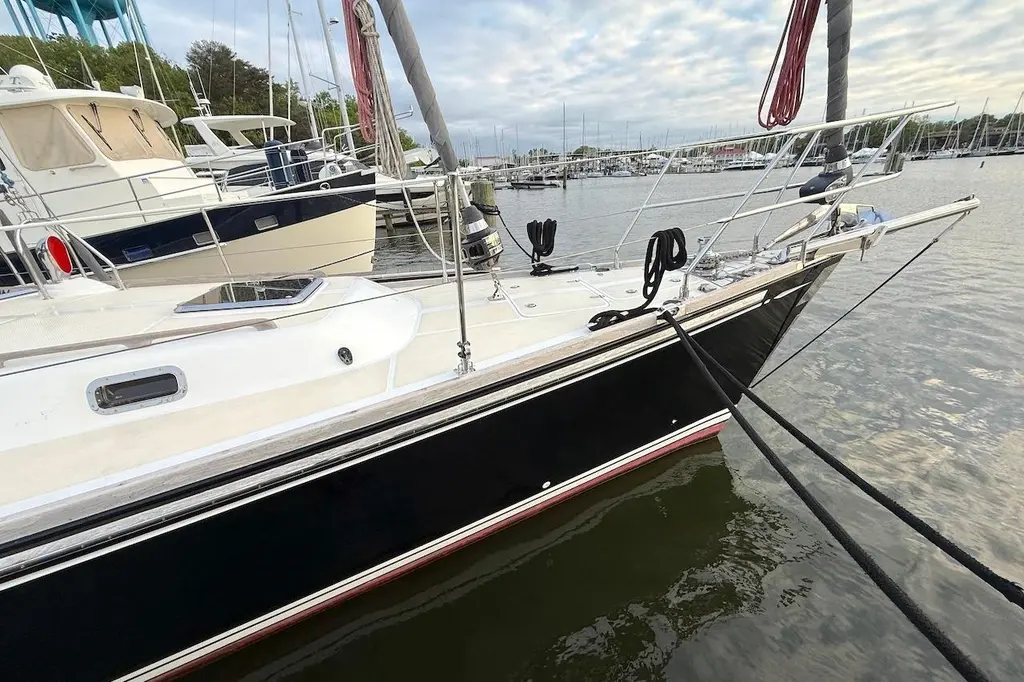 Che Figata 2014 Hylas 56 Yacht For Sale in Annapolis MD Che Figata 2014 Hylas 56 Yacht For Sale in Annapolis MD