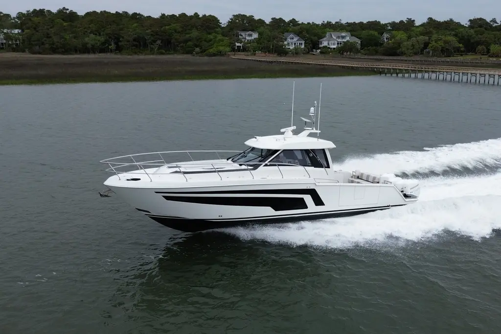 Dream Weaver 2021 Ocean Alexander 45 Divergence Coupe Yacht For Sale in Holden Beach NC Dream Weaver 2021 Ocean Alexander 45 Divergence Coupe Yacht For Sale in Holden Beach NC
