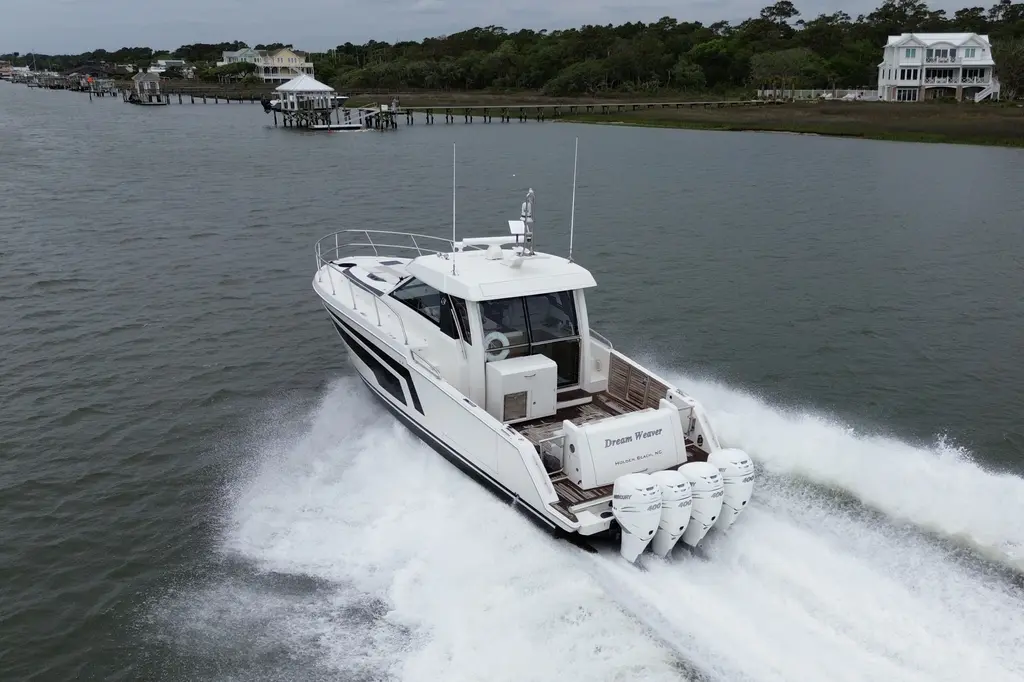 Dream Weaver 2021 Ocean Alexander 45 Divergence Coupe Yacht For Sale in Holden Beach NC Dream Weaver 2021 Ocean Alexander 45 Divergence Coupe Yacht For Sale in Holden Beach NC