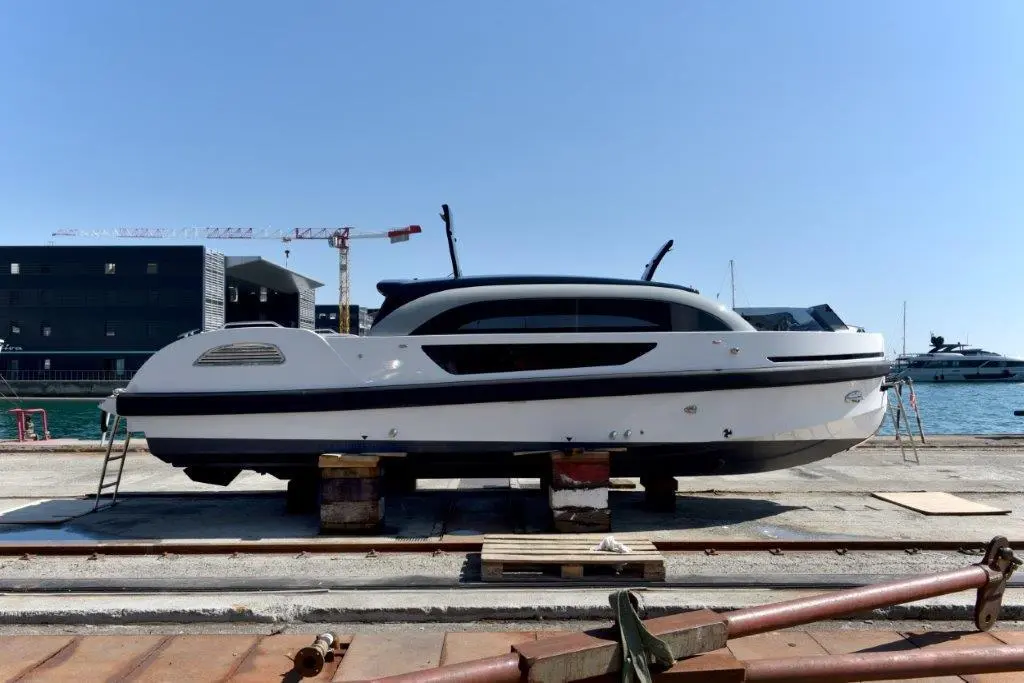 WB 75m CUSTOM LIMO TENDER 2023 Custom Custom Limo Tender Yacht For Sale in SAVONA IT-SV WB 75m CUSTOM LIMO TENDER 2023 Custom Custom Limo Tender Yacht For Sale in SAVONA IT-SV