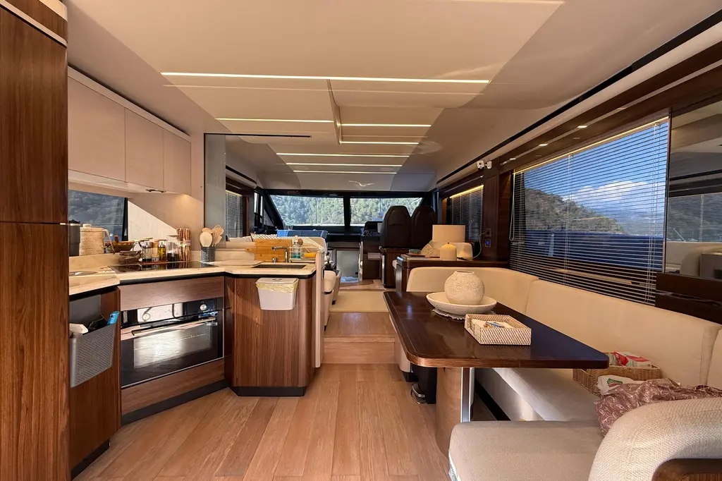J18 2017 Absolute Yachts 58 Fly Yacht For Sale in Bodrum J18 2017 Absolute Yachts 58 Fly Yacht For Sale in Bodrum