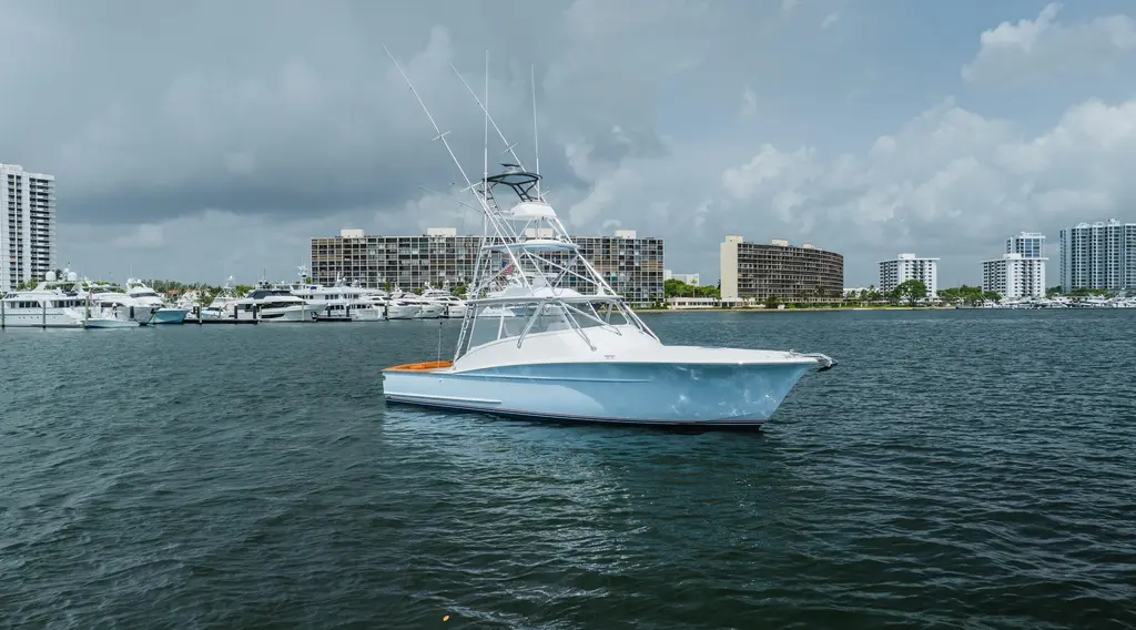 ATTITUDES 2019 Custom Carolina Daniels Boatworks 42 Express Sportfish Yacht For Sale in Fort Lauderdale FL