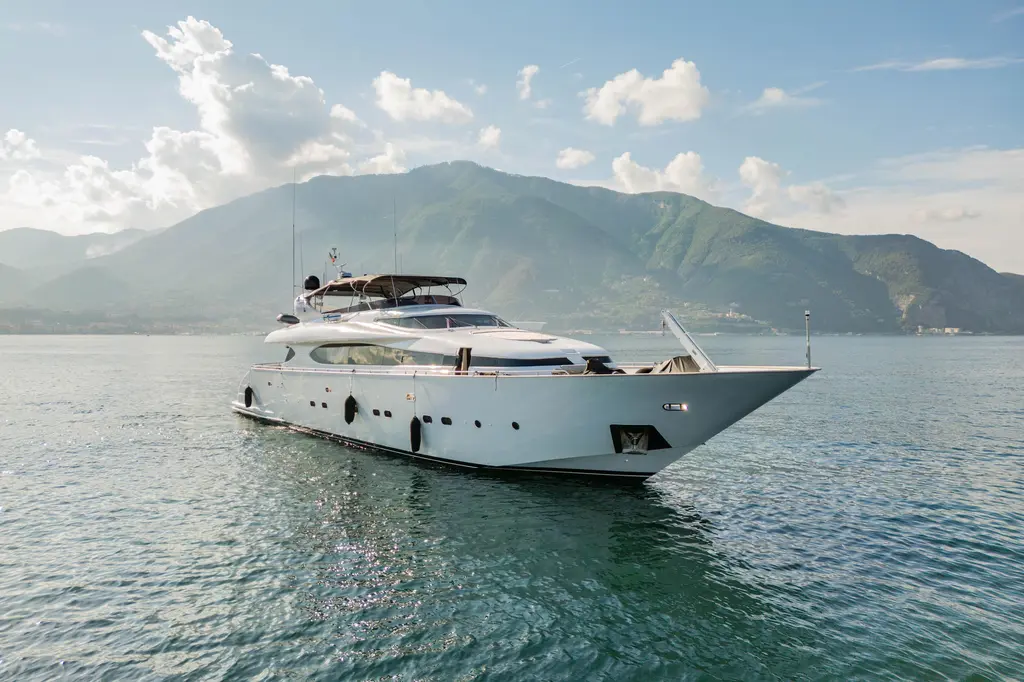 1999 Maiora 31 DP Yacht For Sale in Naples IT-NA 1999 Maiora 31 DP Yacht For Sale in Naples IT-NA