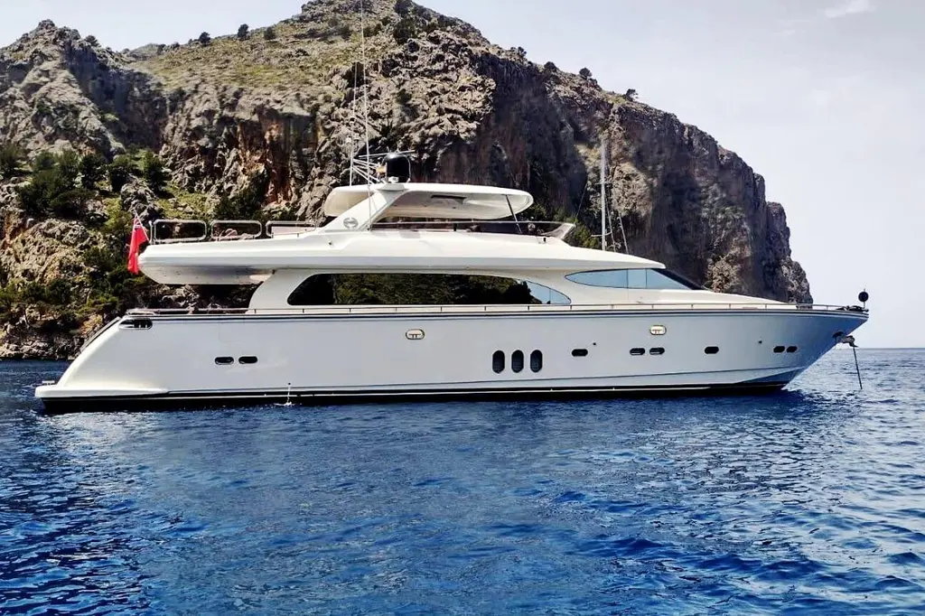 Galatea 2010 Horizon Elegance 85 Yacht For Sale in Palma Galatea 2010 Horizon Elegance 85 Yacht For Sale in Palma