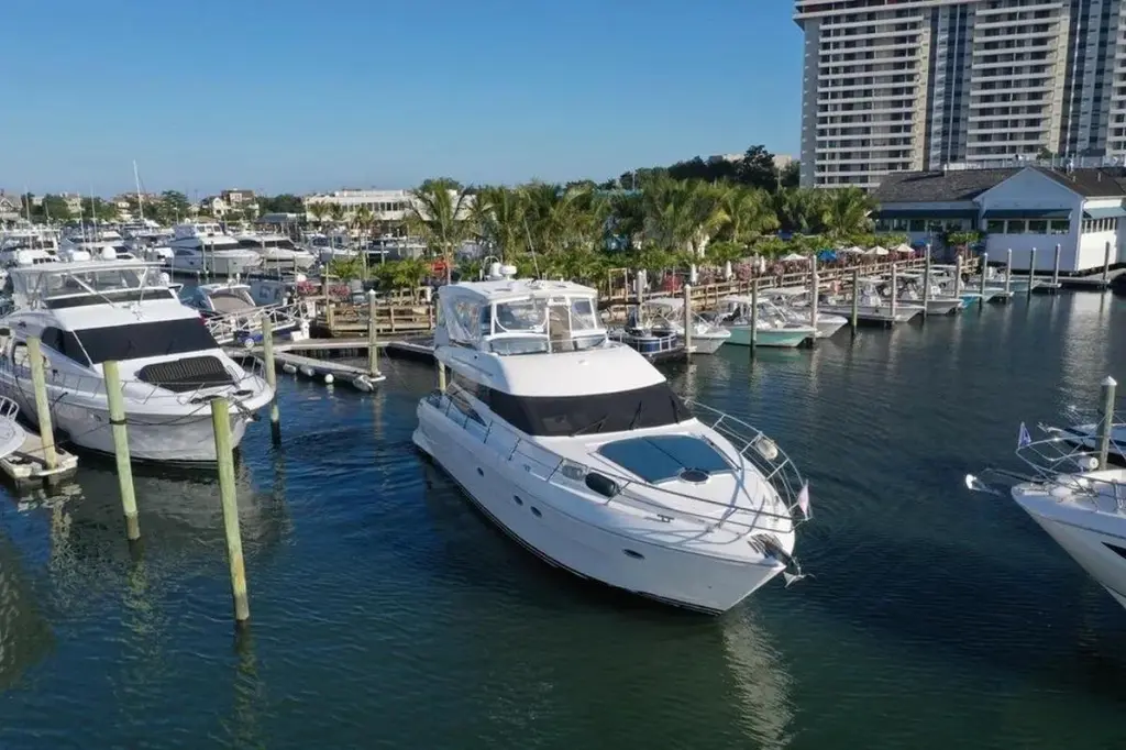 2005 Neptunus 56 Flybridge Yacht For Sale in Point Pleasant NJ 2005 Neptunus 56 Flybridge Yacht For Sale in Point Pleasant NJ