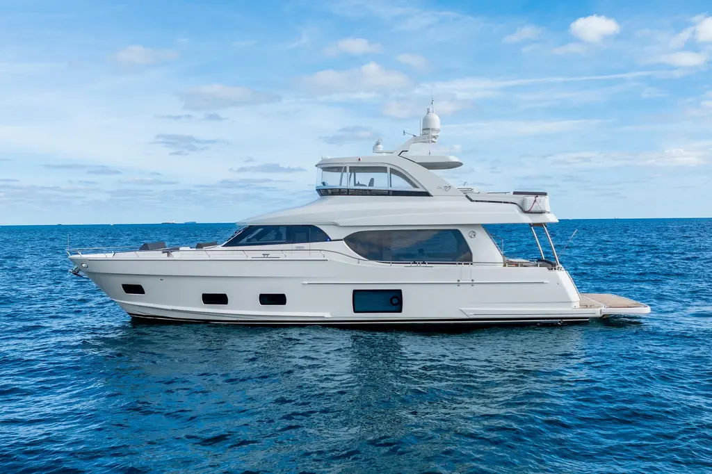 MOCEAN 2021 Ocean Alexander 70E Motoryacht Yacht For Sale in Miami Beach FL MOCEAN 2021 Ocean Alexander 70E Motoryacht Yacht For Sale in Miami Beach FL