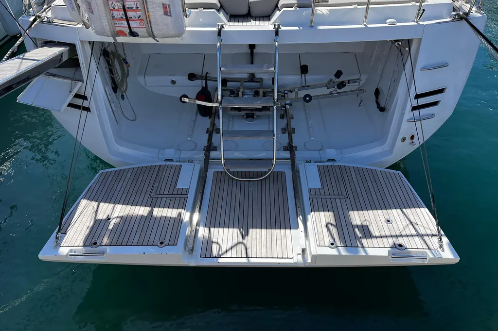 2016 Jeanneau 64 Yacht For Sale in Blanes ES-GI 2016 Jeanneau 64 Yacht For Sale in Blanes ES-GI