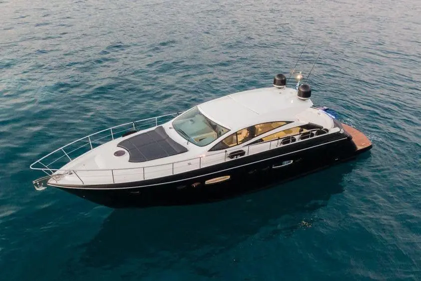 2008 Pershing 56 Yacht For Sale in Glyfada 2008 Pershing 56 Yacht For Sale in Glyfada