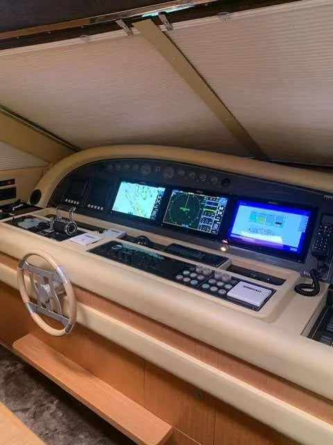 2005 Ferretti Yachts 761 Yacht For Sale in Glyfada 2005 Ferretti Yachts 761 Yacht For Sale in Glyfada