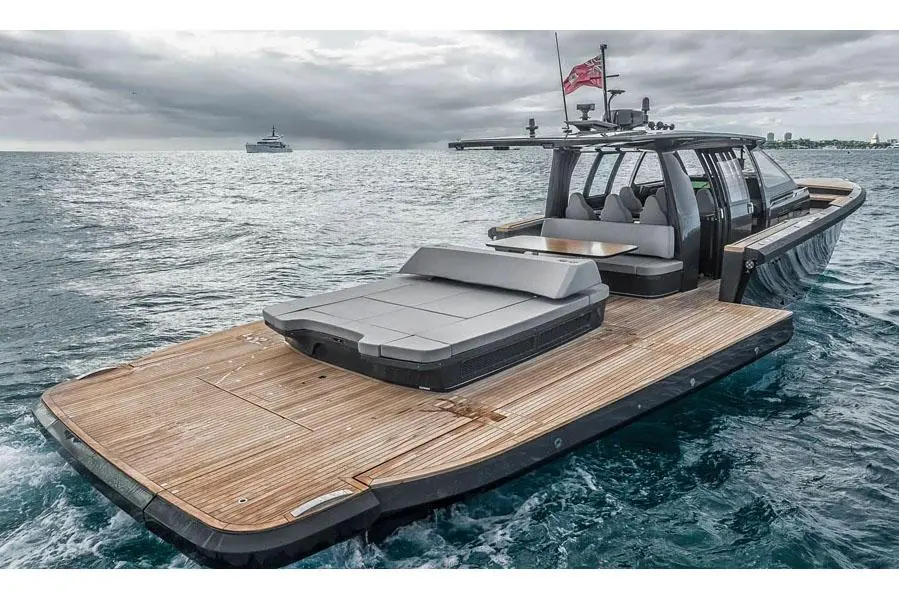 2027 Windy SR60 Yacht For Sale in Saint-Mandrier-sur-Mer 83 2027 Windy SR60 Yacht For Sale in Saint-Mandrier-sur-Mer 83