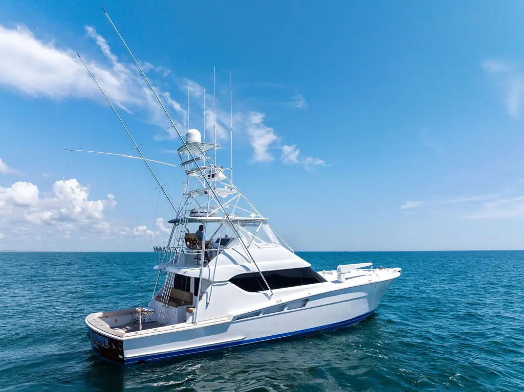 Endurance 1998 Hatteras 60 Convertible Yacht For Sale in St Augustine FL Endurance 1998 Hatteras 60 Convertible Yacht For Sale in St Augustine FL