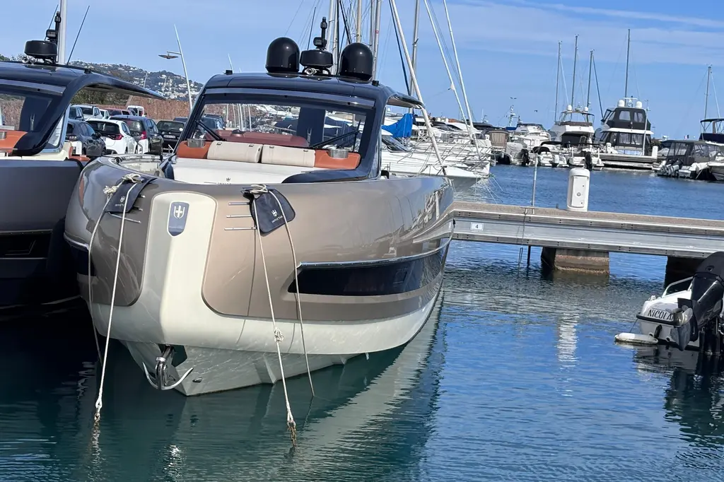 VANILLA SEA 2024 Invictus TT460 Yacht For Sale in Mandelieu-la-Napoule VANILLA SEA 2024 Invictus TT460 Yacht For Sale in Mandelieu-la-Napoule