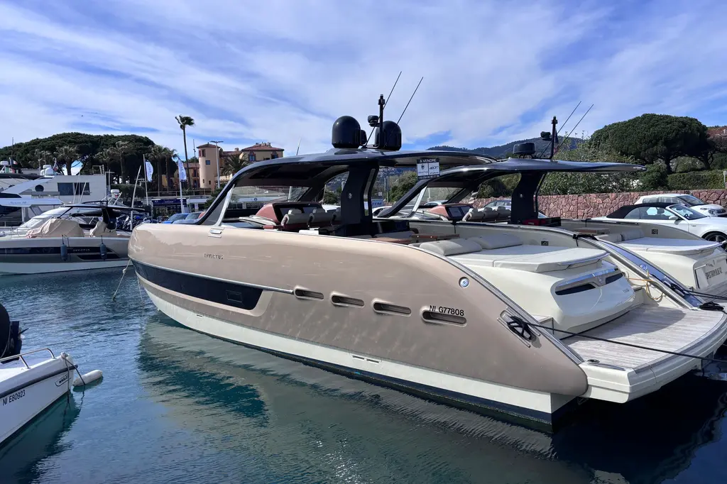 VANILLA SEA 2024 Invictus TT460 Yacht For Sale in Mandelieu-la-Napoule VANILLA SEA 2024 Invictus TT460 Yacht For Sale in Mandelieu-la-Napoule