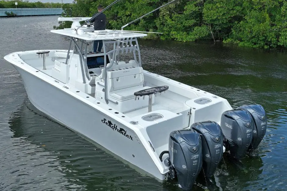 2026 SeaHunter 38 CTS Yacht For Sale in Swansboro NC 2026 SeaHunter 38 CTS Yacht For Sale in Swansboro NC