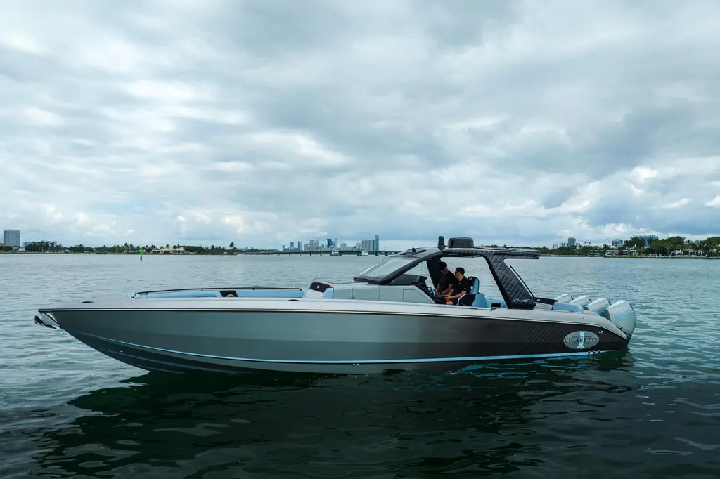 2026 Cigarette 41' Nighthawk Yacht For Sale in North Miami FL 2026 Cigarette 41' Nighthawk Yacht For Sale in North Miami FL