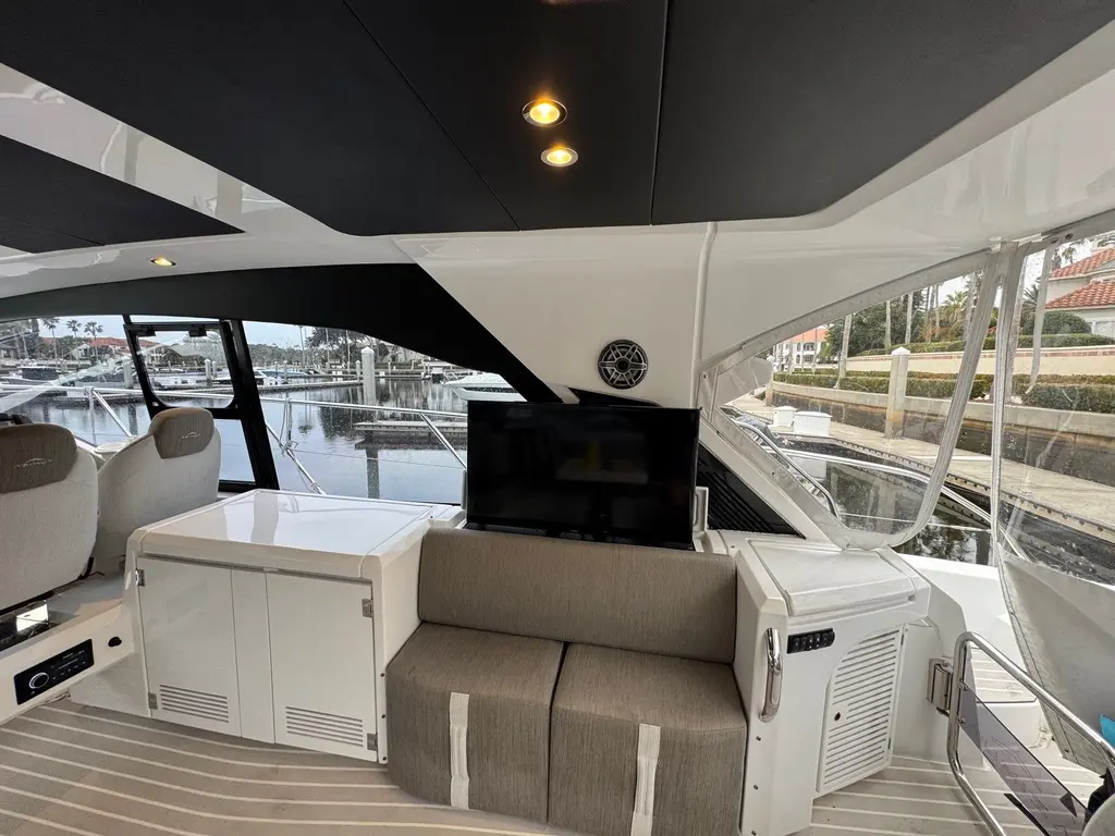 Azimut 51 Atlantis 2019 Azimut Atlantis 51 Yacht For Sale in Jacksonville Beach FL