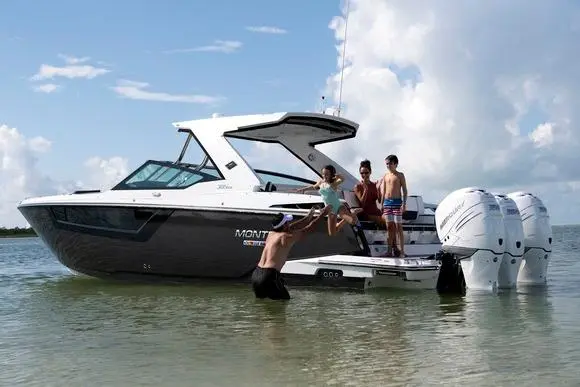  2027 Monterey 385SS Super Sport Yacht For Sale in Sailboat Bend FL