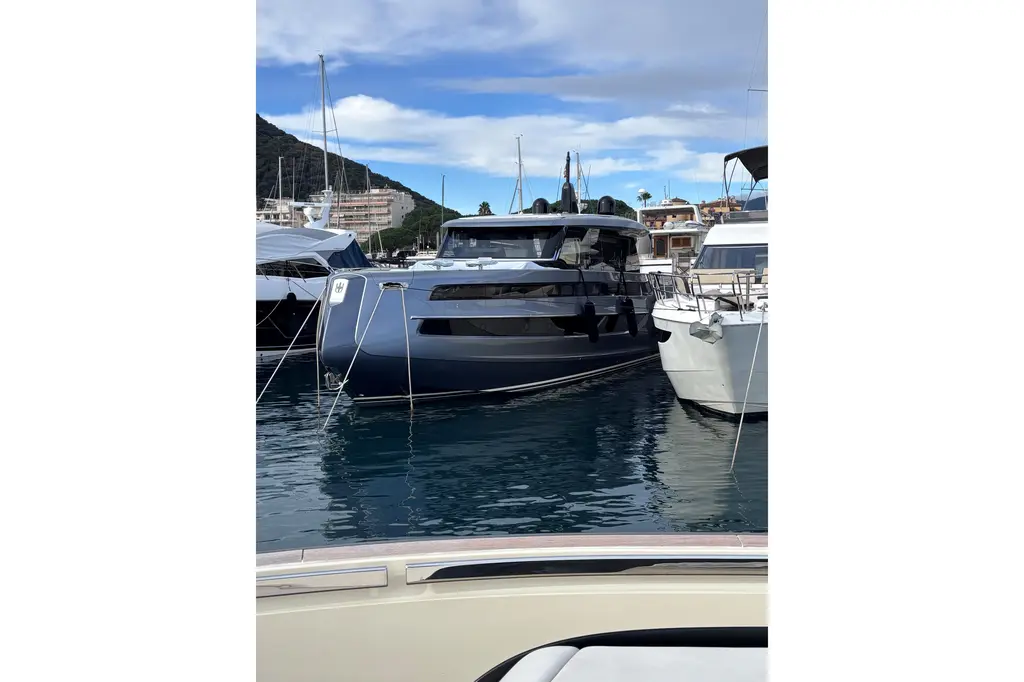 SPECTRUM 2025 Invictus ST550 Yacht For Sale in Mandelieu-la-Napoule SPECTRUM 2025 Invictus ST550 Yacht For Sale in Mandelieu-la-Napoule