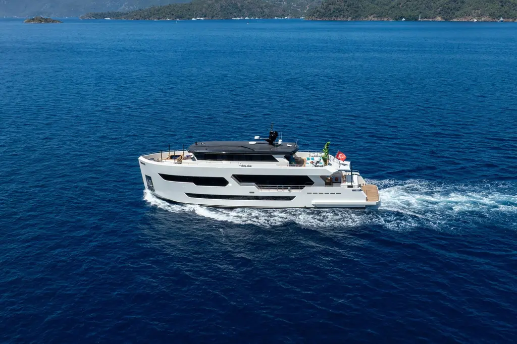 2025 custom marti yat lady luna rapallo it ge for sale