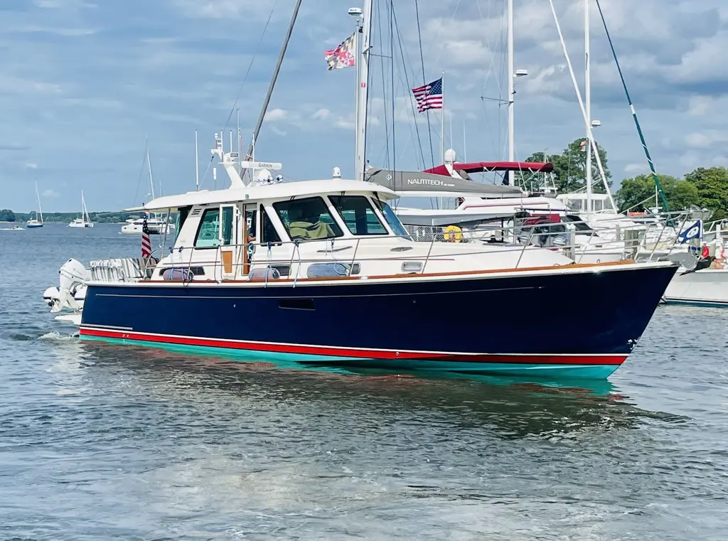 Right Royal 2023 Sabre 48 Salon Express Yacht For Sale in Annapolis MD Right Royal 2023 Sabre 48 Salon Express Yacht For Sale in Annapolis MD