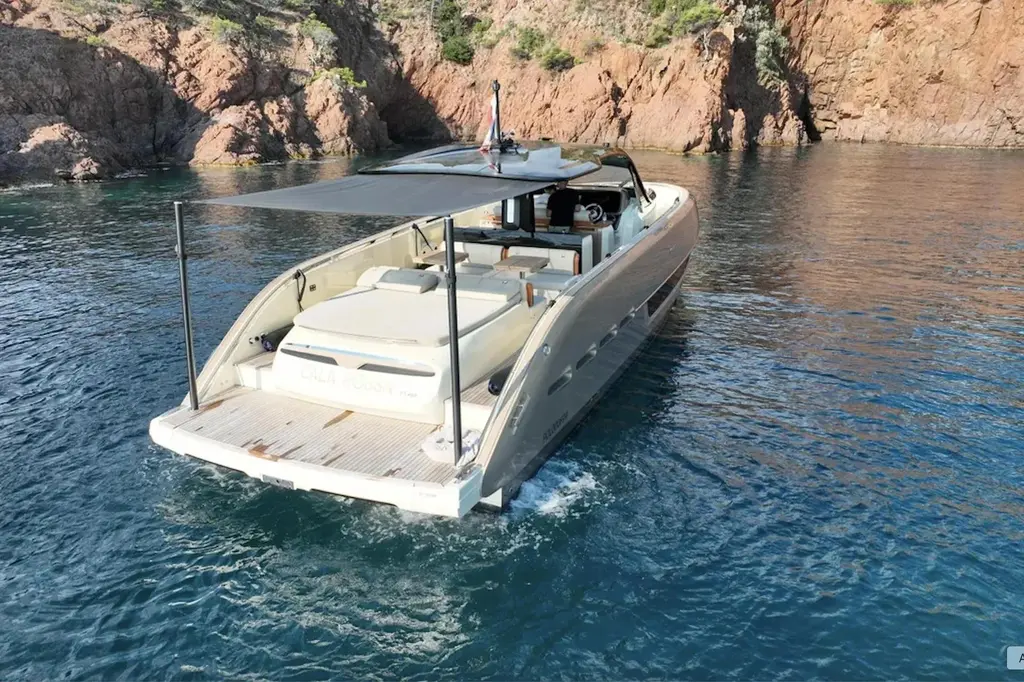 CALA ROSSA 2020 Invictus TT460 Yacht For Sale in Mandelieu-la-Napoule CALA ROSSA 2020 Invictus TT460 Yacht For Sale in Mandelieu-la-Napoule