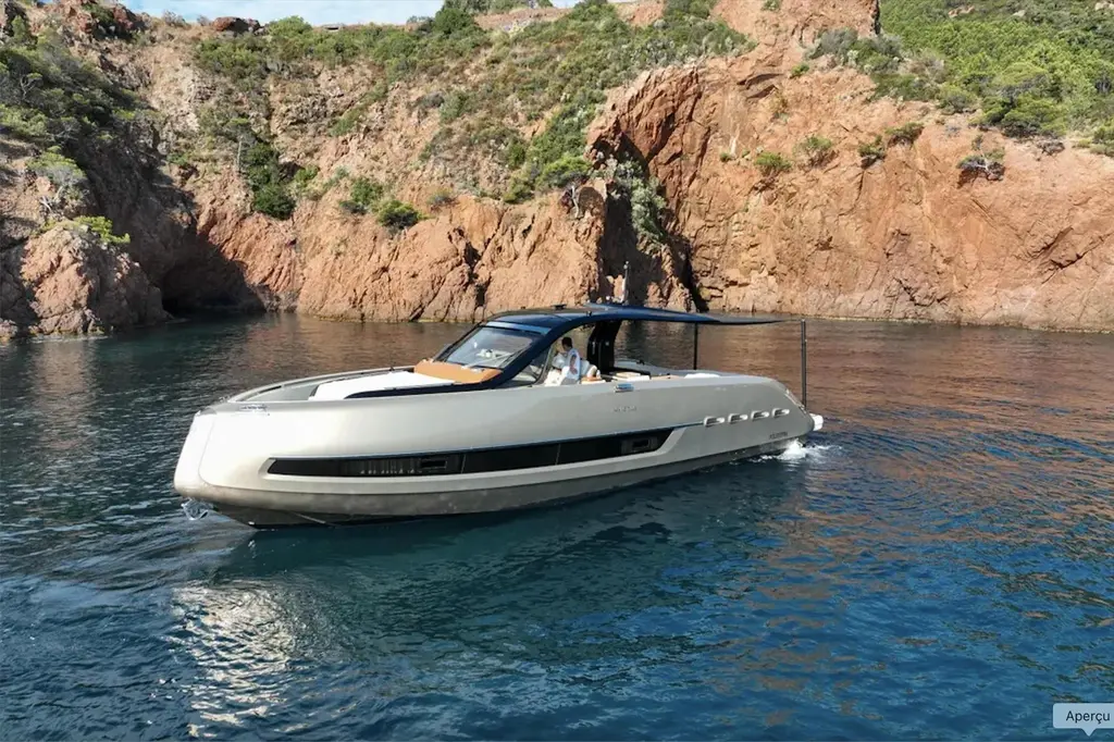 CALA ROSSA 2020 Invictus TT460 Yacht For Sale in Mandelieu-la-Napoule CALA ROSSA 2020 Invictus TT460 Yacht For Sale in Mandelieu-la-Napoule