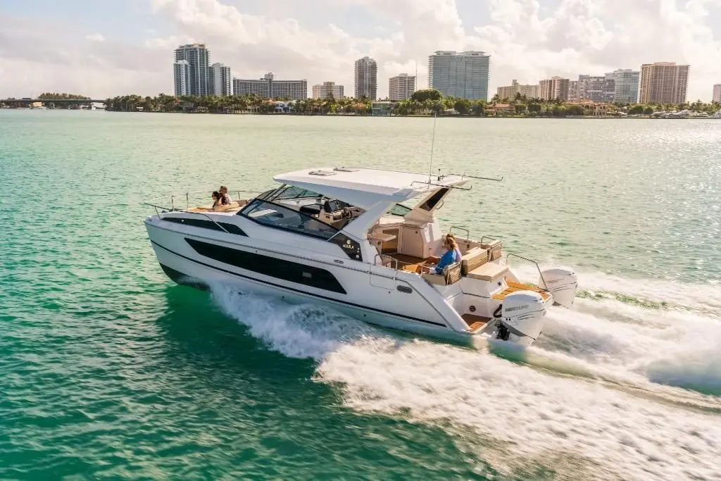 2023 Aquila 36 Sport Yacht For Sale in Fort Myers FL 2023 Aquila 36 Sport Yacht For Sale in Fort Myers FL