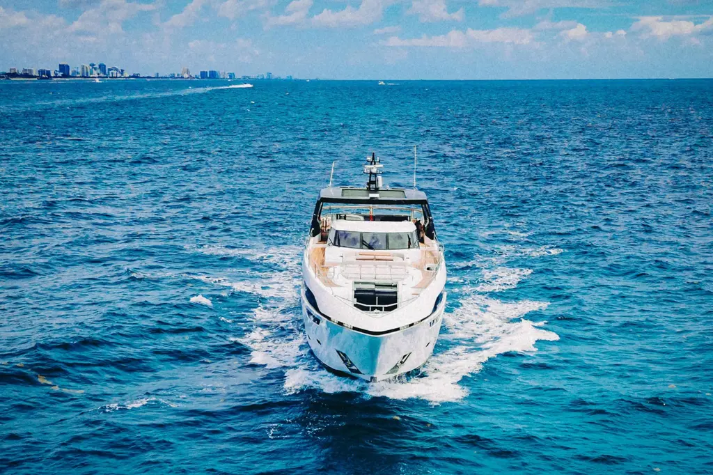 PURA VIDA 2024 Sunseeker 100 Yacht Yacht For Sale in Fort Lauderdale FL PURA VIDA 2024 Sunseeker 100 Yacht Yacht For Sale in Fort Lauderdale FL