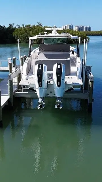 2026 Tiara Yachts 43 LS Yacht For Sale in Naples 2026 Tiara Yachts 43 LS Yacht For Sale in Naples