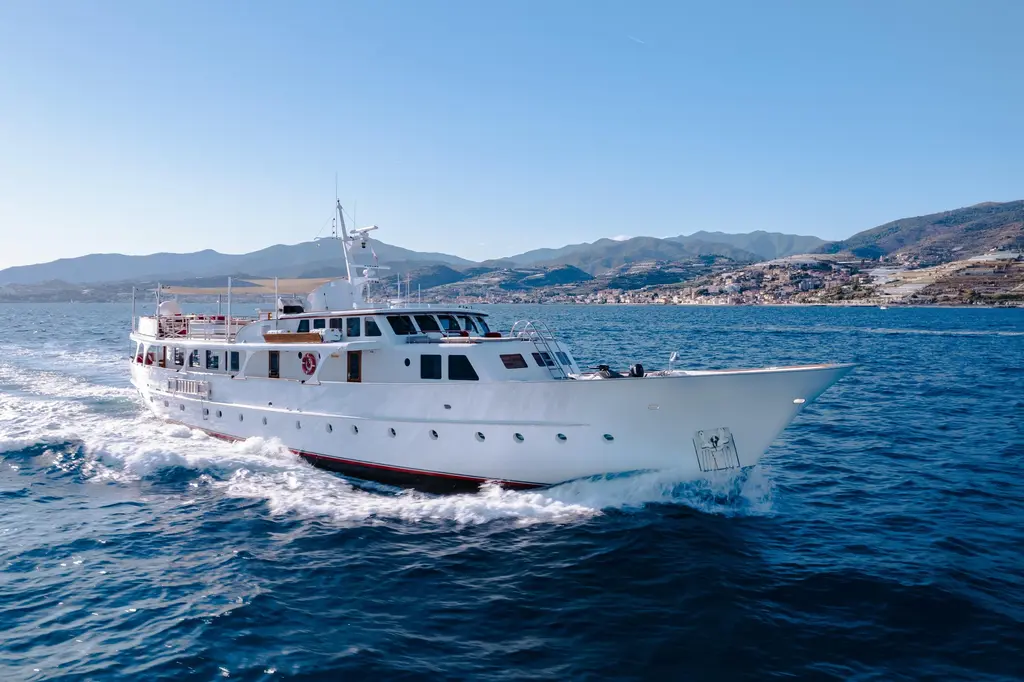 Alhambra 1970 Feadship 35m Yacht For Sale in Sanremo IT-IM Alhambra 1970 Feadship 35m Yacht For Sale in Sanremo IT-IM