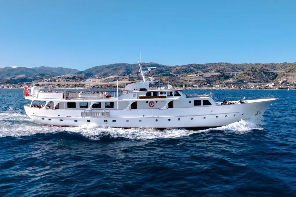 Alhambra 1970 Feadship 35m Yacht For Sale in Sanremo IT-IM Alhambra 1970 Feadship 35m Yacht For Sale in Sanremo IT-IM