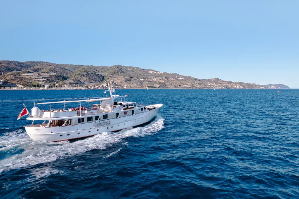 Alhambra 1970 Feadship 35m Yacht For Sale in Sanremo IT-IM Alhambra 1970 Feadship 35m Yacht For Sale in Sanremo IT-IM