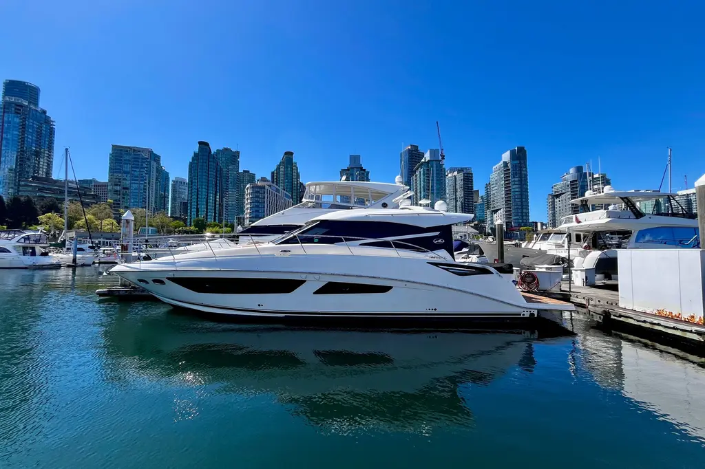 Knot Responsible 2015 Sea Ray 470 Sundancer Yacht For Sale in Vancouver BC Knot Responsible 2015 Sea Ray 470 Sundancer Yacht For Sale in Vancouver BC