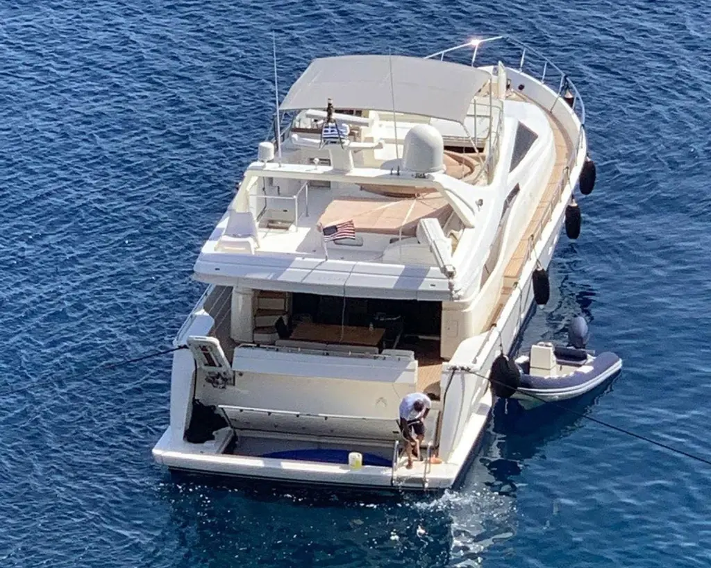 2001 Ferretti Yachts 680 Yacht For Sale in Istanbul 2001 Ferretti Yachts 680 Yacht For Sale in Istanbul