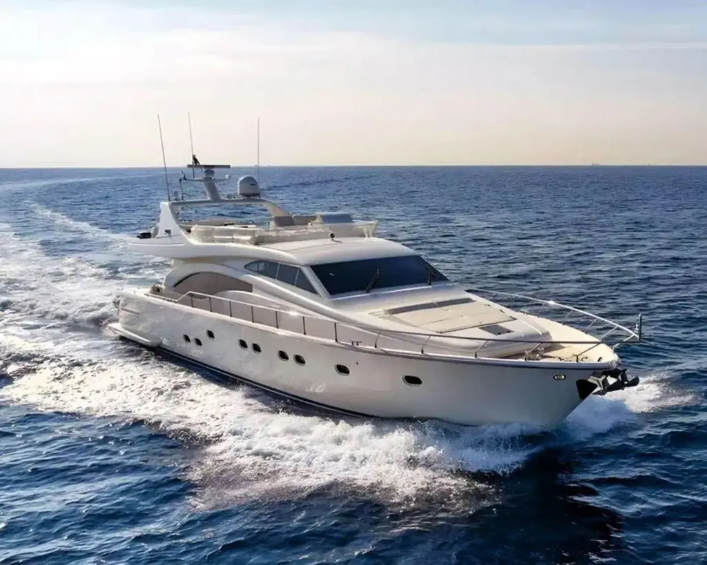 2001 Ferretti Yachts 680 Yacht For Sale in Istanbul 2001 Ferretti Yachts 680 Yacht For Sale in Istanbul