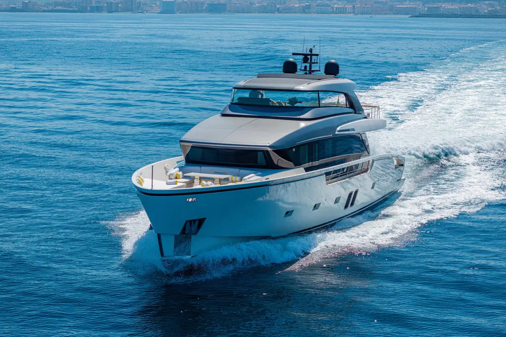 Danida 2020 Sanlorenzo SX88 Yacht For Sale in Naples IT-NA Danida 2020 Sanlorenzo SX88 Yacht For Sale in Naples IT-NA