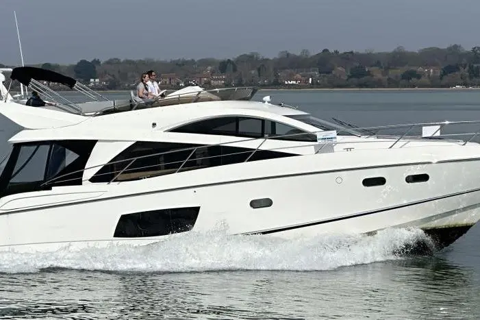 2013 Sunseeker Manhattan 53 Yacht For Sale in Southampton E19 2013 Sunseeker Manhattan 53 Yacht For Sale in Southampton E19