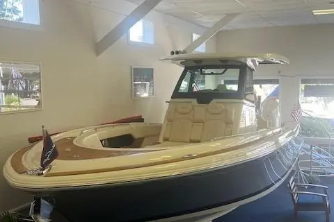 2026 Chris-Craft Catalina 31 Yacht For Sale in Southampton NY 2026 Chris-Craft Catalina 31 Yacht For Sale in Southampton NY
