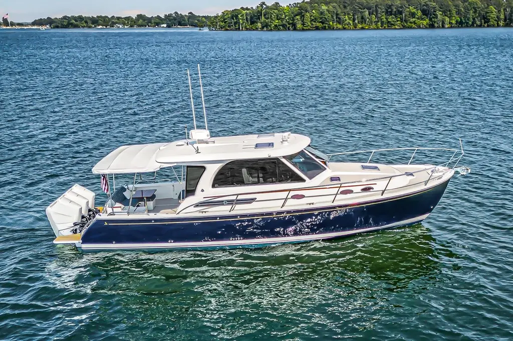 DEW TIME 2024 Back Cove 39O Yacht For Sale in Mt Pleasant SC DEW TIME 2024 Back Cove 39O Yacht For Sale in Mt Pleasant SC