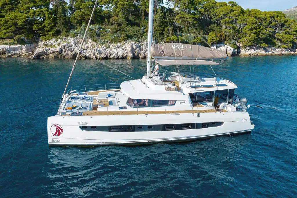EQ Horizon 2021 Bali 5.4 Yacht For Sale in Dubrovnik 