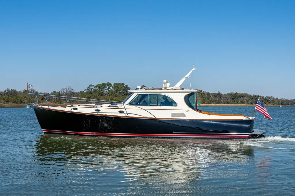 2006 Hinckley Talaria 44 Yacht For Sale in Greenwich CT 2006 Hinckley Talaria 44 Yacht For Sale in Greenwich CT
