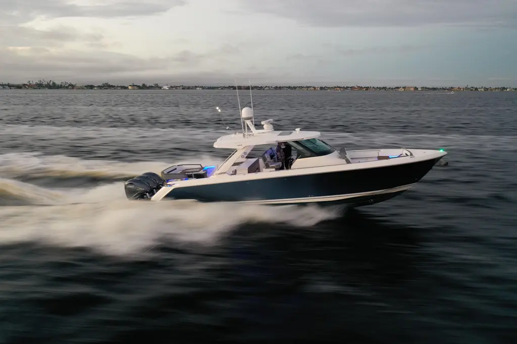 2020 Tiara Yachts 43 LS Yacht For Sale in Lake Ozark MO 2020 Tiara Yachts 43 LS Yacht For Sale in Lake Ozark MO