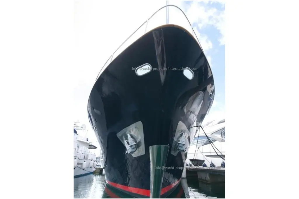  2015 Benetti 79 raised pilot house Yacht For Sale in Cherbourg 50