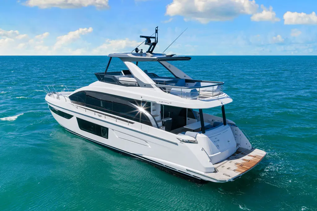 2025 Azimut Fly 68 Yacht For Sale in Naples FL 2025 Azimut Fly 68 Yacht For Sale in Naples FL