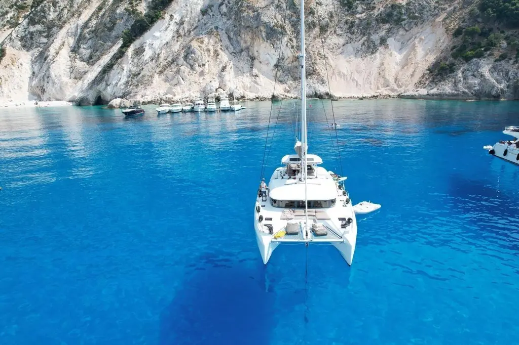  2022 Lagoon 50 Yacht For Sale in Athens 