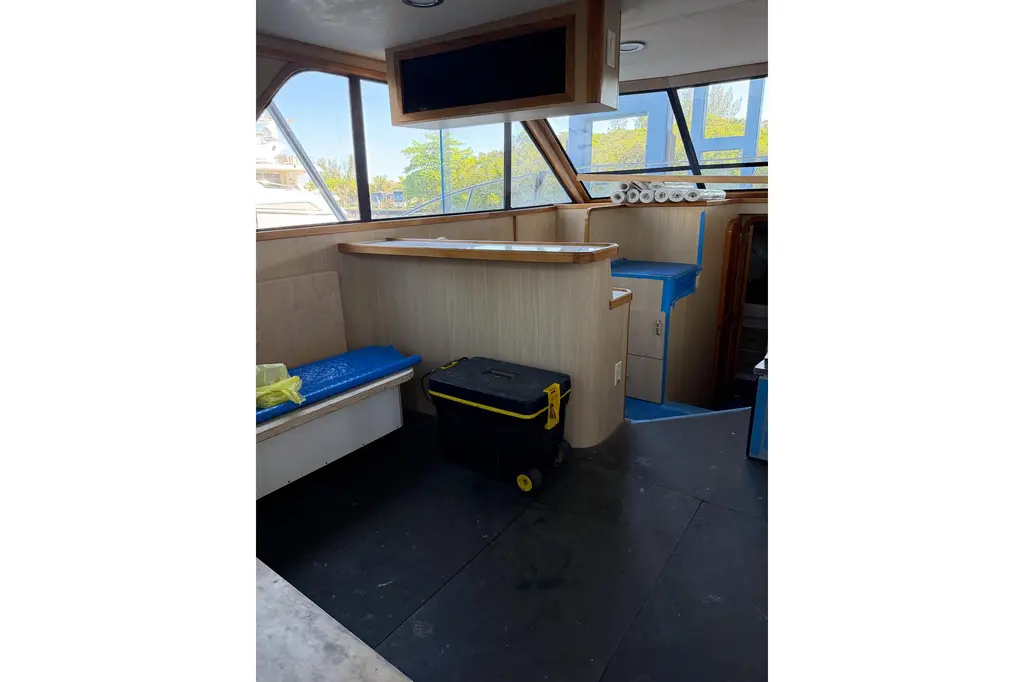 39 Chris-Craft Commander 392 1990 1990 Chris-Craft 392 Commander Yacht For Sale in Fort Lauderdale FL