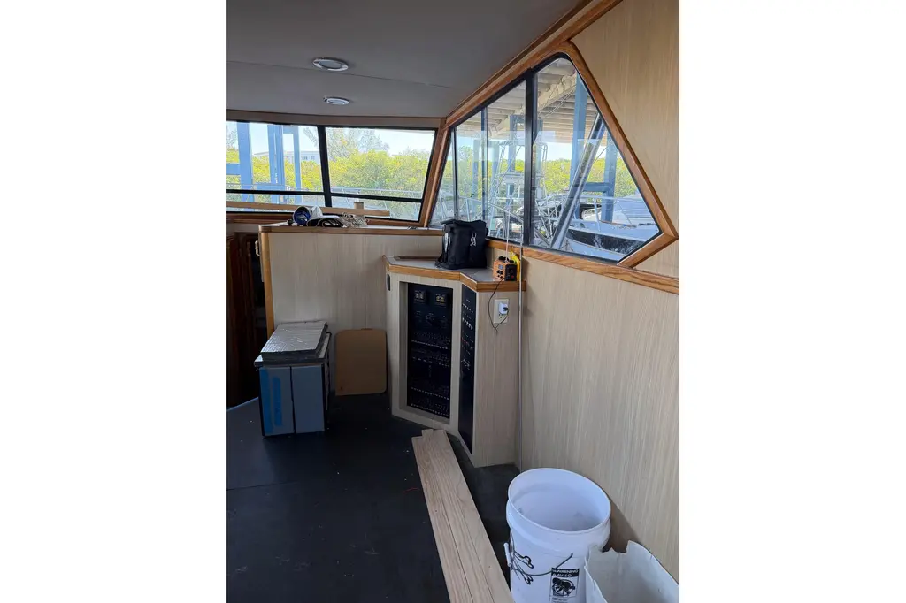 39 Chris-Craft Commander 392 1990 1990 Chris-Craft 392 Commander Yacht For Sale in Fort Lauderdale FL