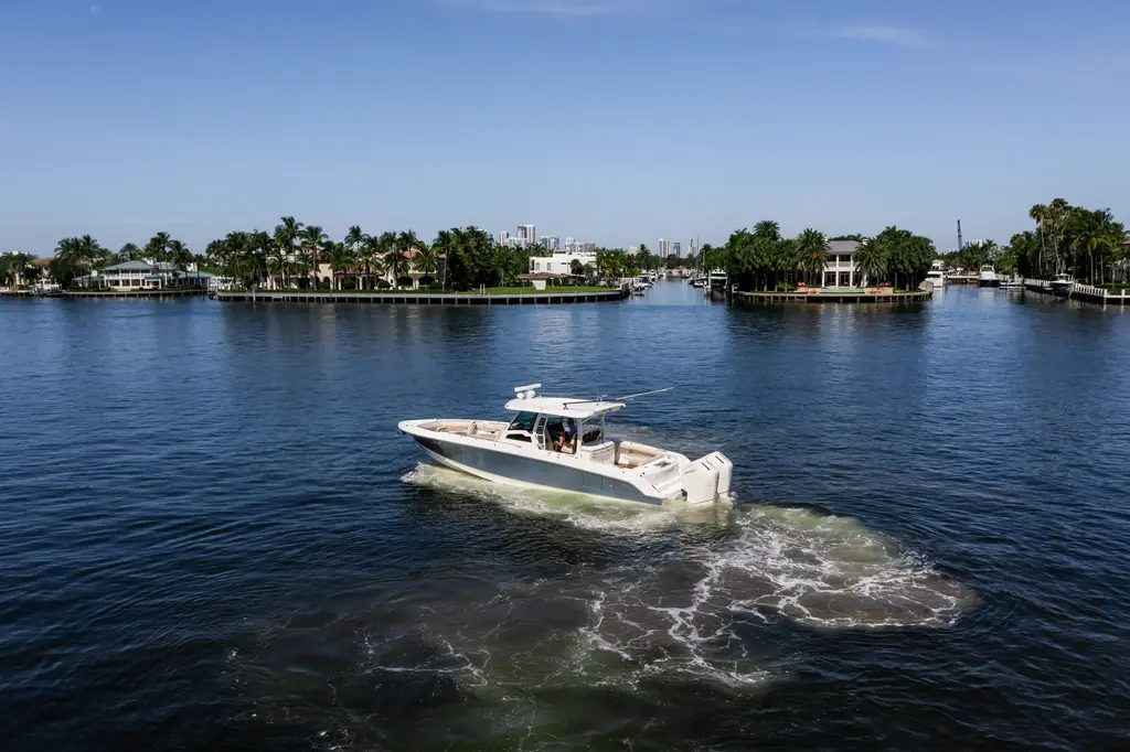 Blue Sky 2024 Boston Whaler 380 Outrage Yacht For Sale in Ft Lauderdale FL Blue Sky 2024 Boston Whaler 380 Outrage Yacht For Sale in Ft Lauderdale FL